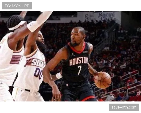 杜兰特蛇形突破再现球场，助力球队关键胜利